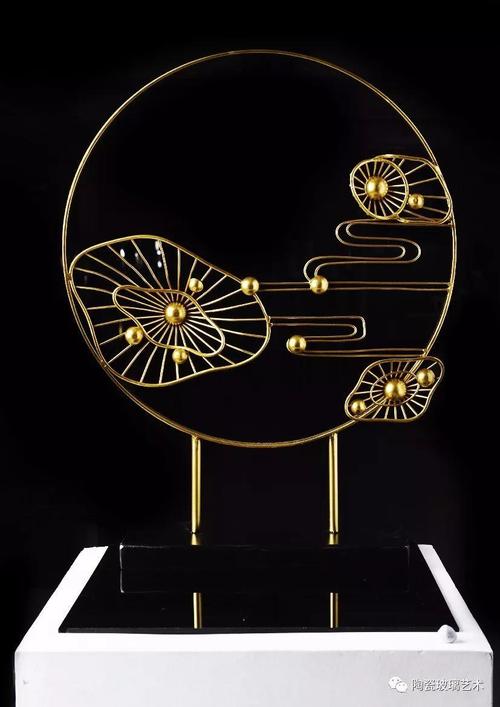 工藝與創(chuàng)新 吉林藝術學院設計學院工藝美術系2019屆金屬工藝藝術設計專業(yè)畢業(yè)設計